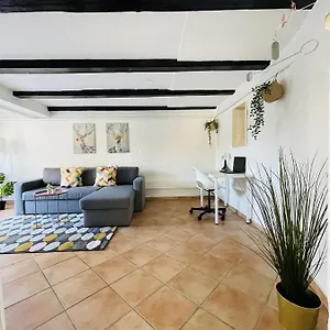 Aday - Charming With Terrace , Aalborg Danmark