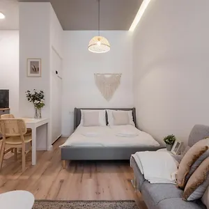 A62 - Akacfa Street - Location By Bqa , Budapest Ungheria